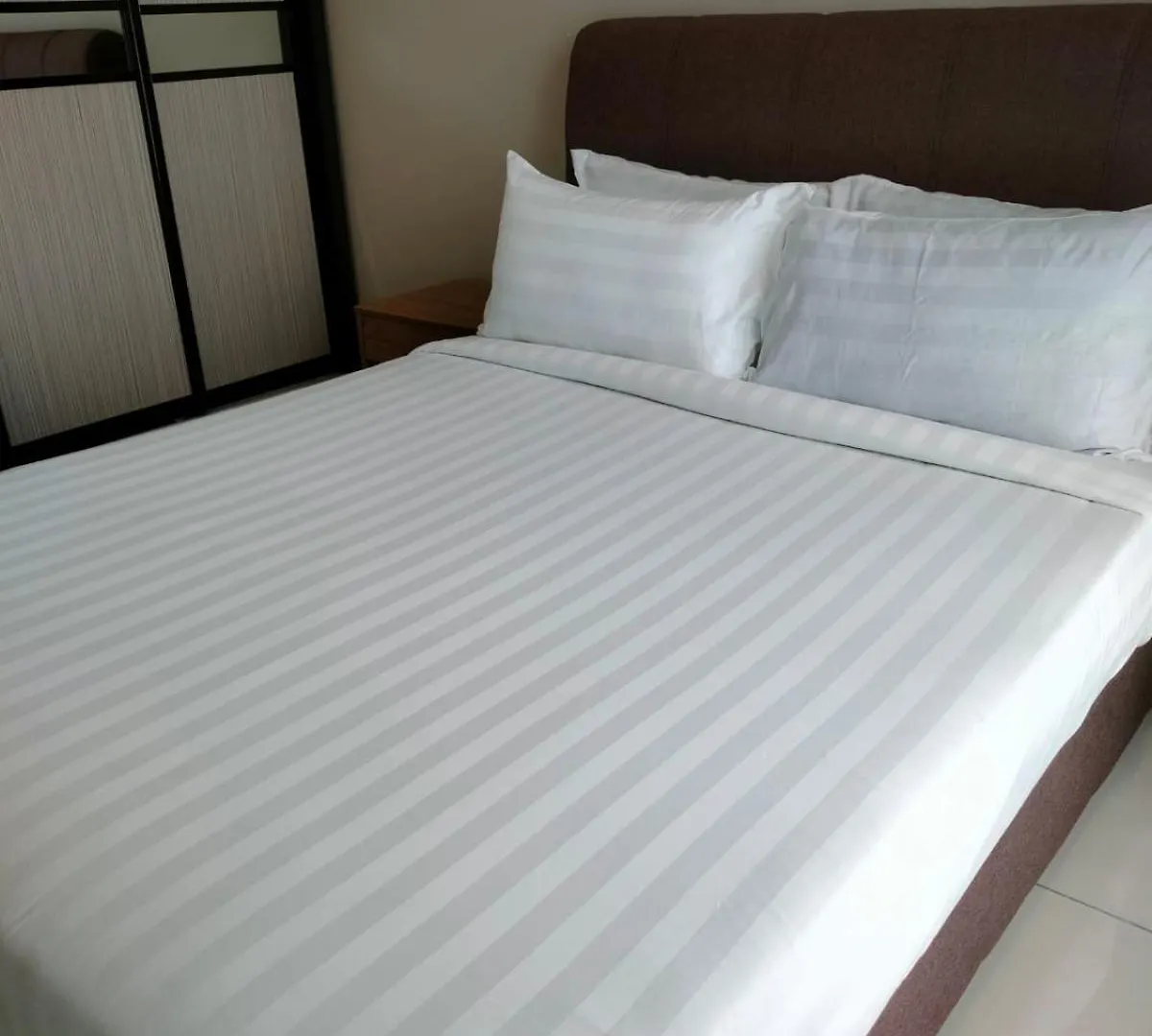 Daire Trion Sfm Dream Service Suit Kuala Lumpur Malezya